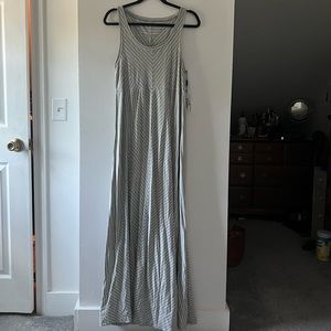 NWT Calvin Klein Performance Quick Dri Maxi